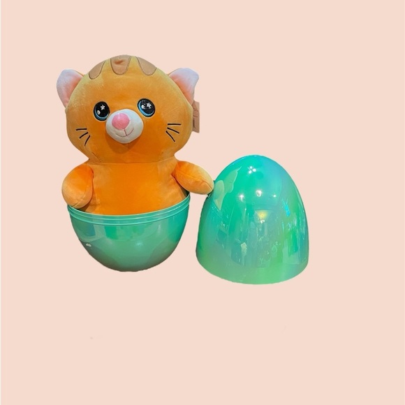 E031 NWT CAT HATCHLING - Picture 2 of 3